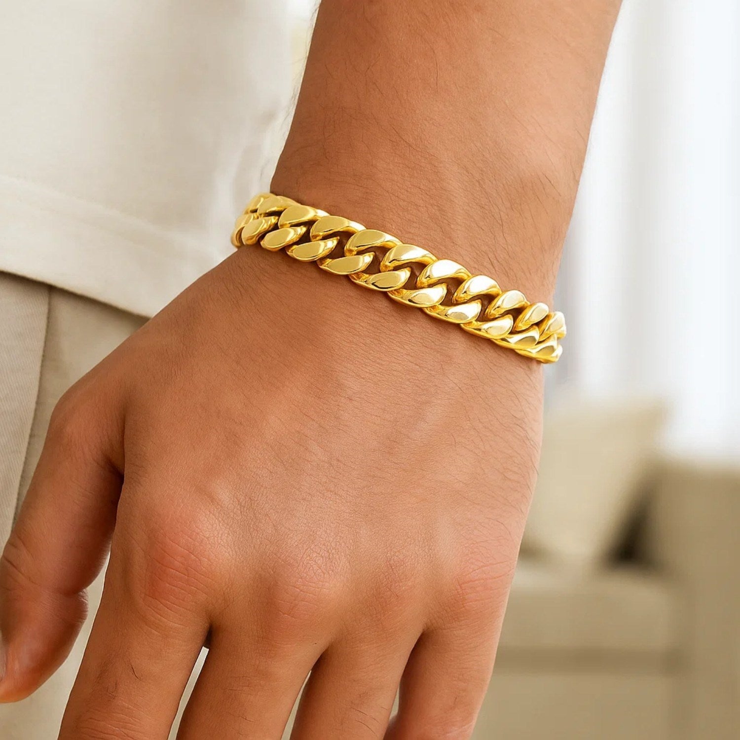 10k Yellow Gold Classic Miami Cuban Solid Bracelet (8.20 mm)