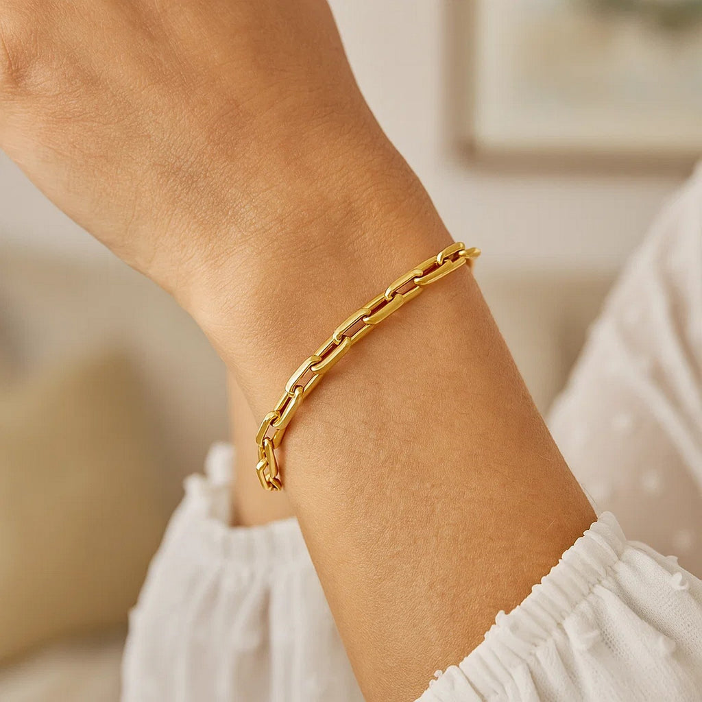 14k Yellow Gold 7 1/2 inch Paperclip Chain Bracelet (4.20 mm)