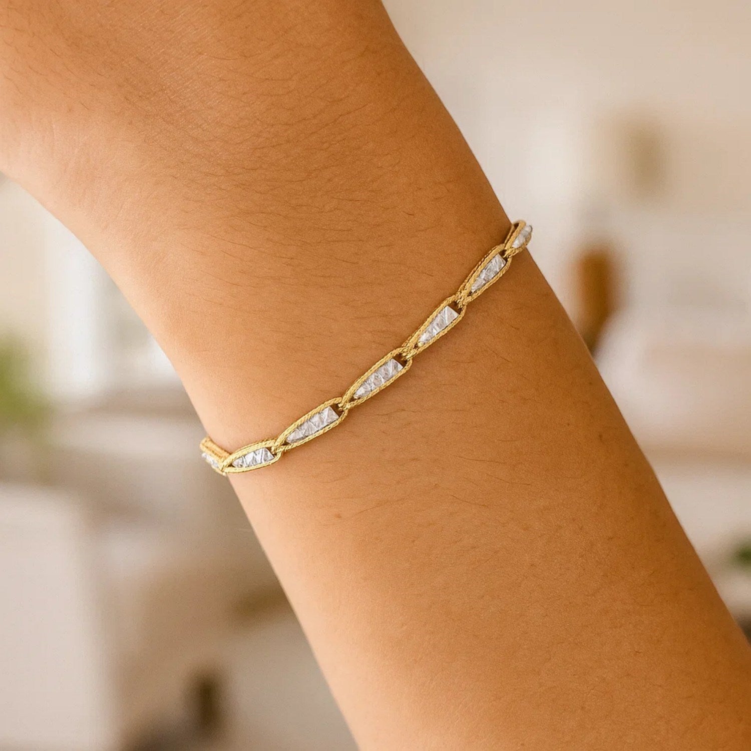 14k Two Tone Gold High Polish Diamond Cut Link Chain Bracelet (3.20 mm)